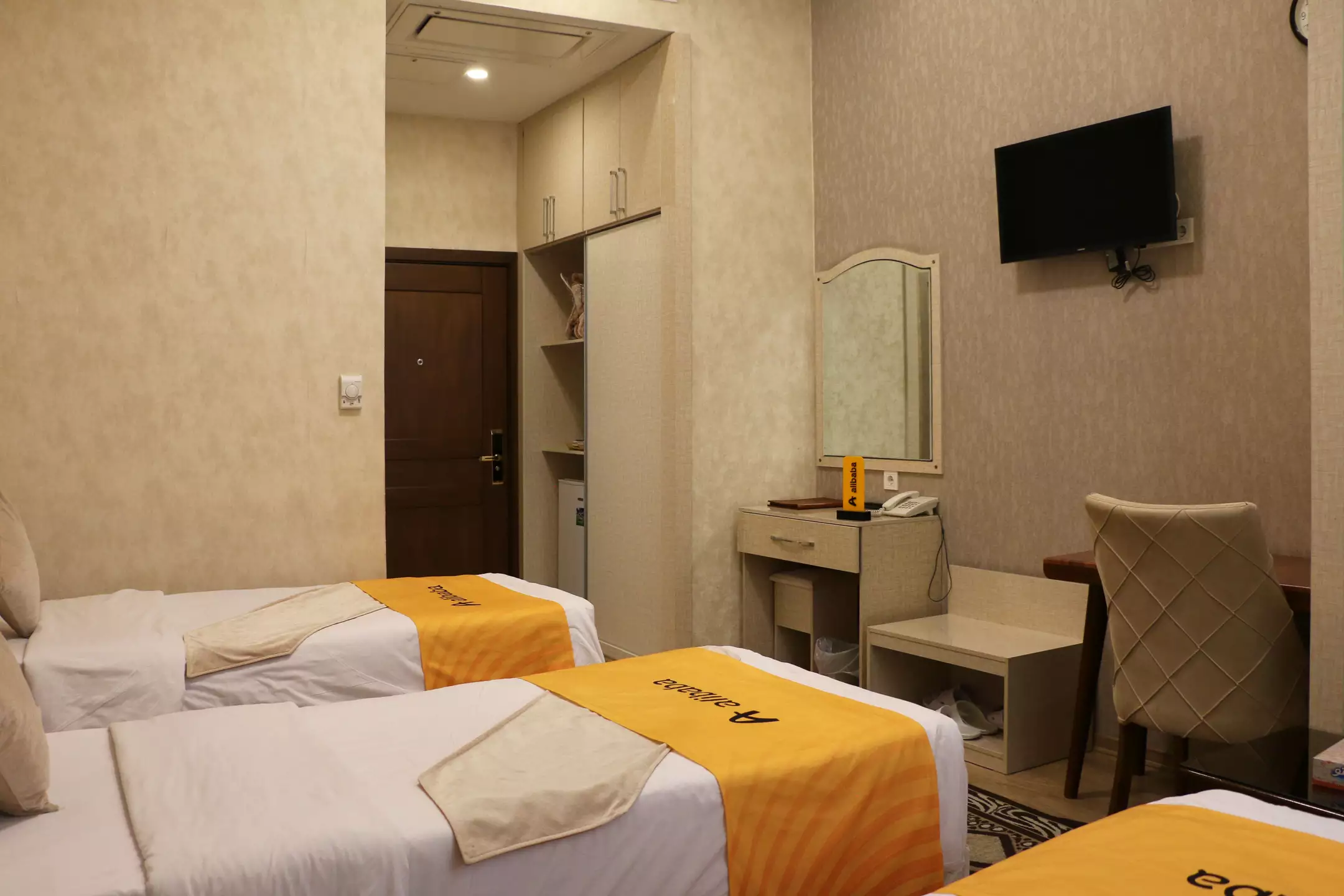 Alibaba https://cdn.alibaba.ir/ostorage/hotel-accommodation-images/696c8ded46ae9d8e6fb49a68_08- آزادی- اتاق تریپل (2).webp